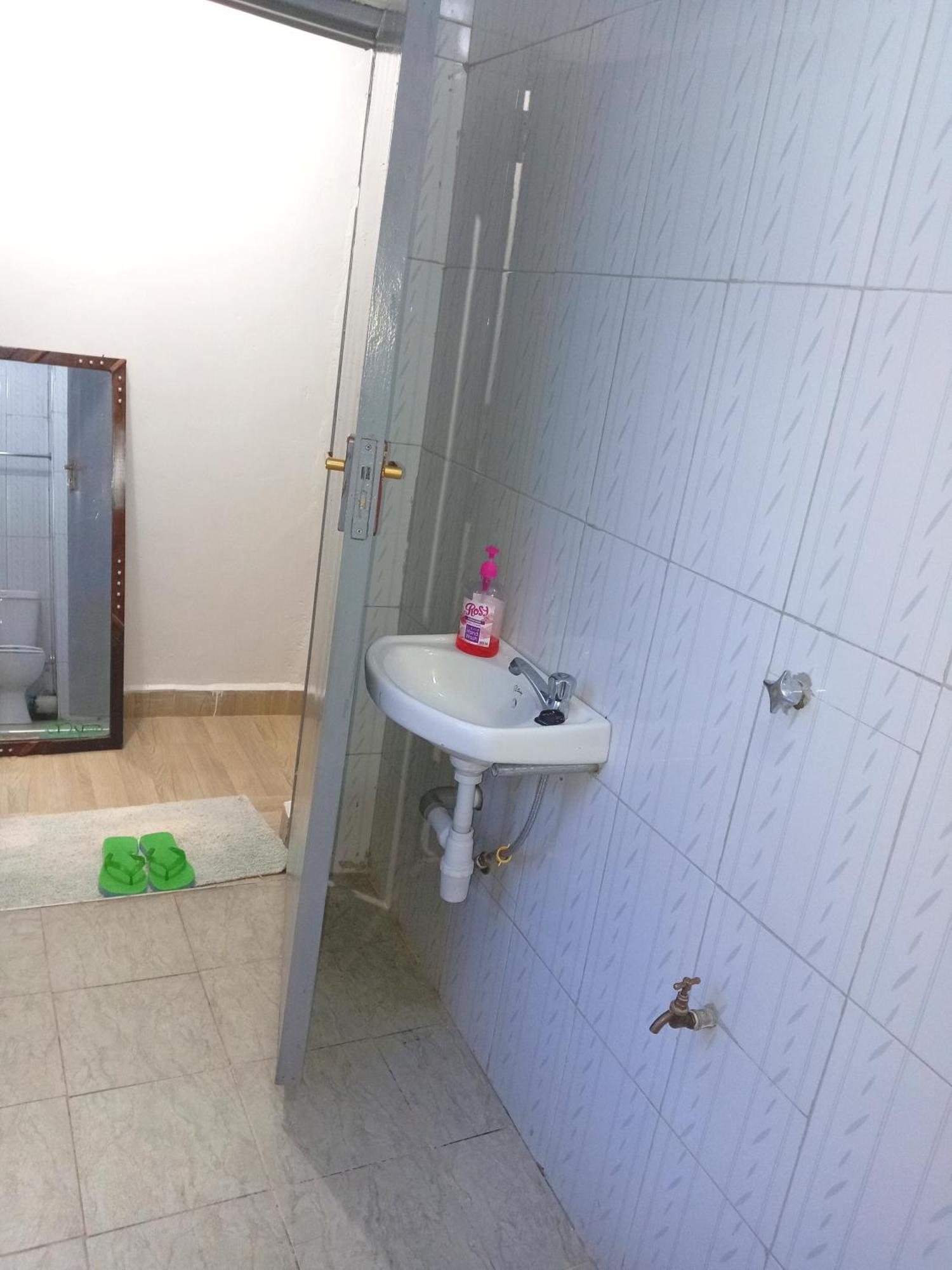 Eden Homes 1 Bedroom Near Town